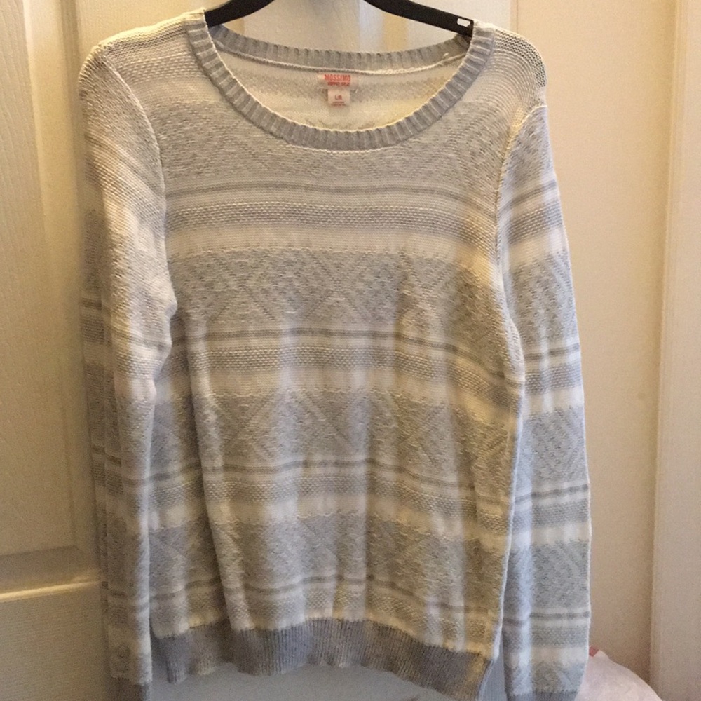 Mossimo sweater